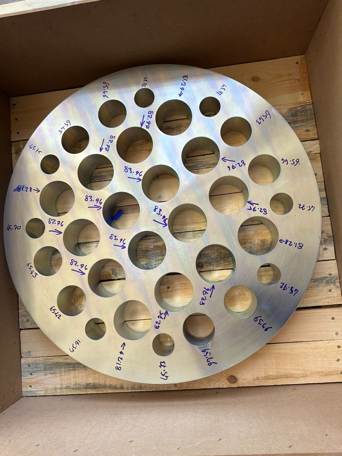 Perforated conditioner plate after drilling